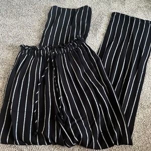 Black and white striped flowy American eagle pants